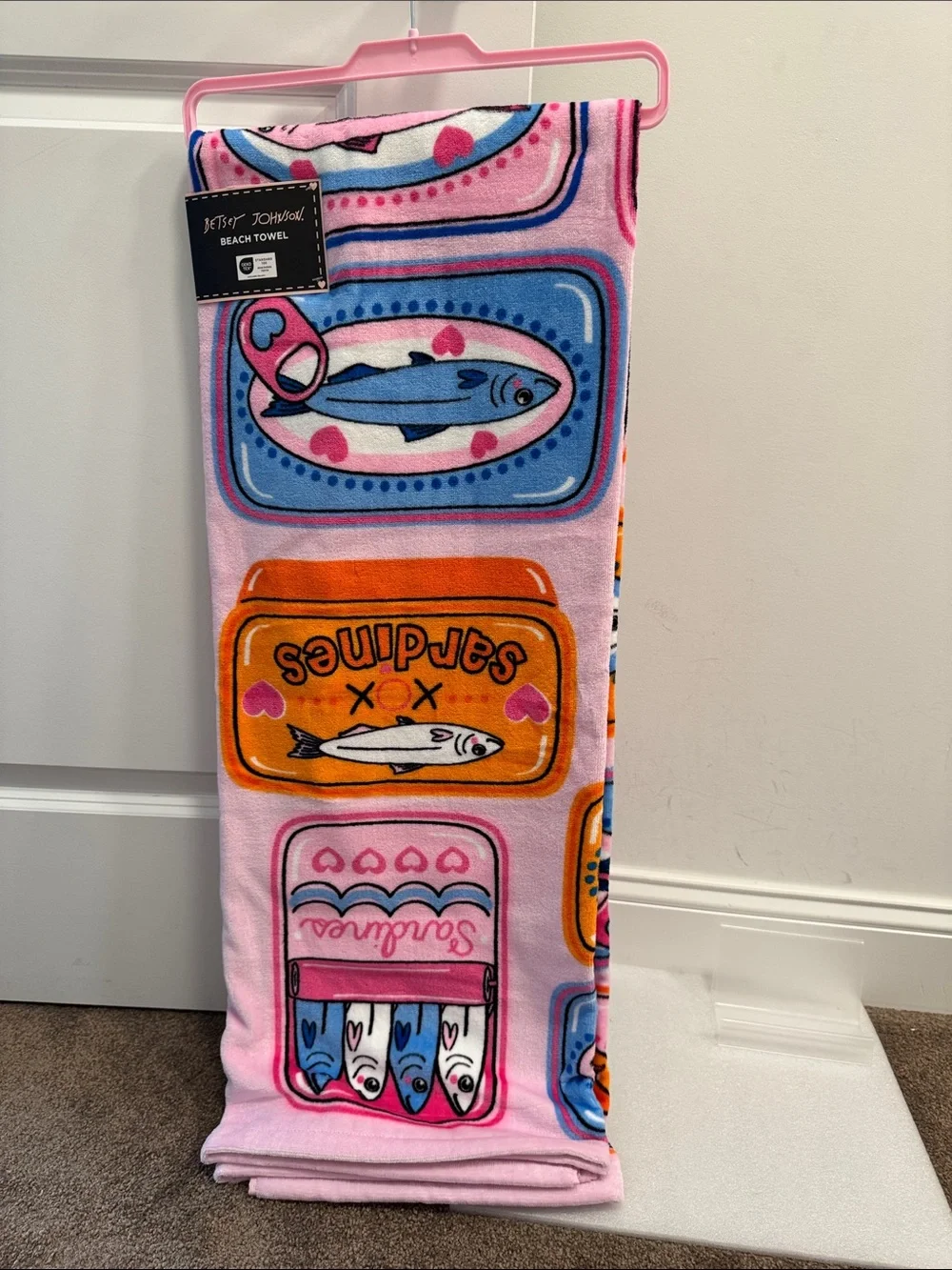 Betsey Johnson sardines fish beach towel 36” x 68” NWT
